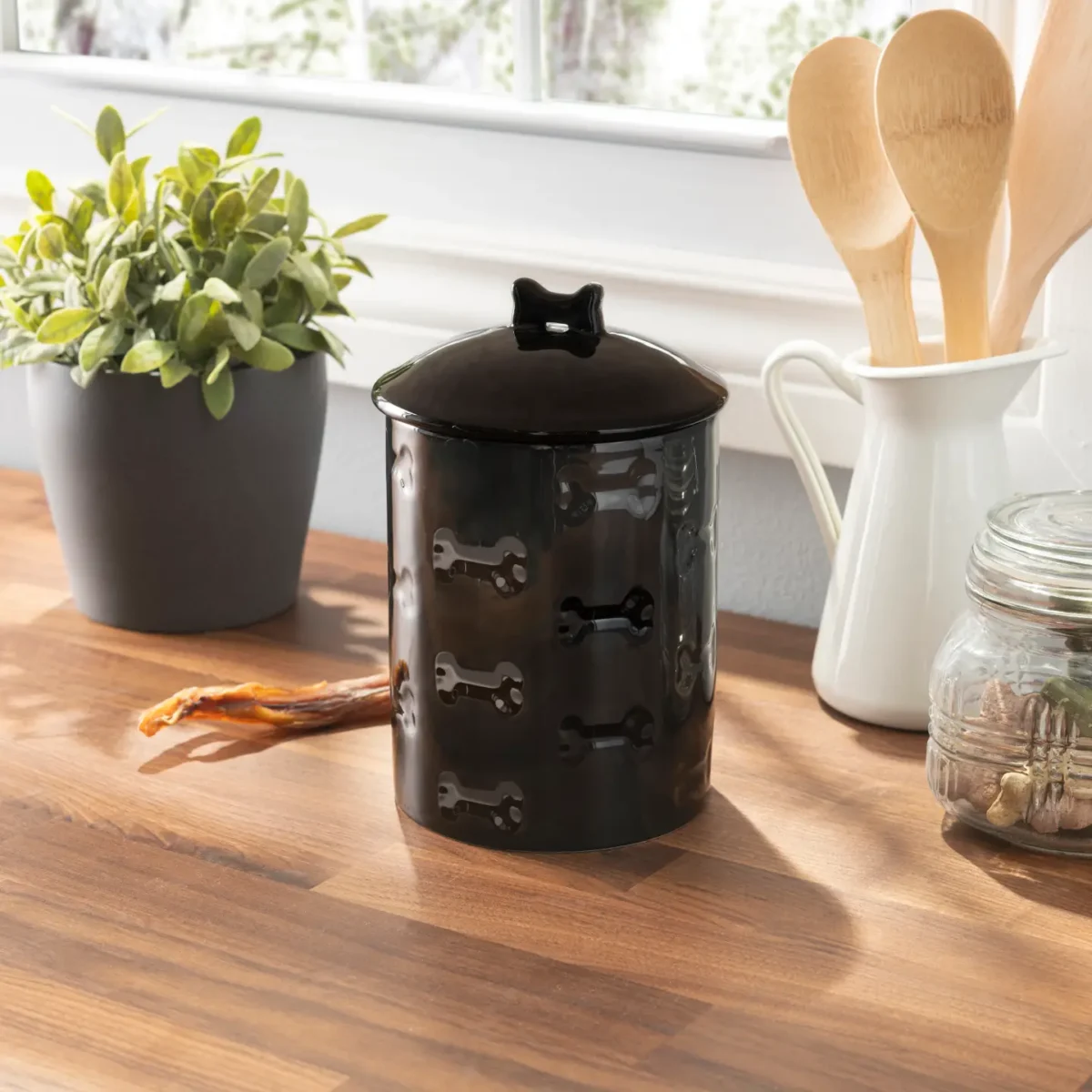 Manor Black Treat Jar - Image 2